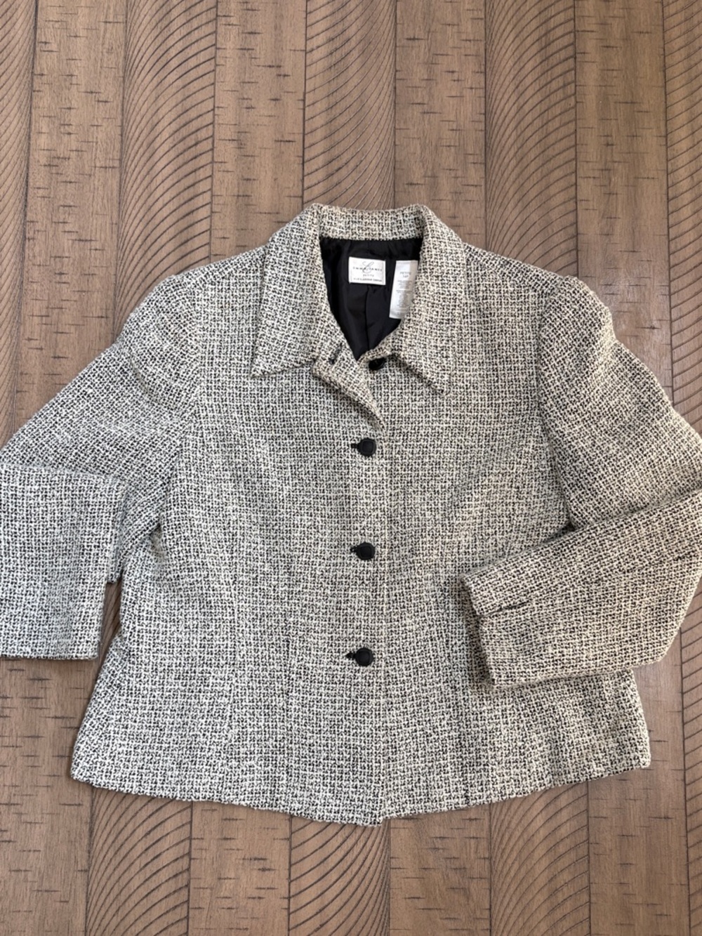Emma James Black and White Tweed Button-Front Blazer